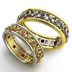 Обручальные кольца с бриллиантами и рубинами