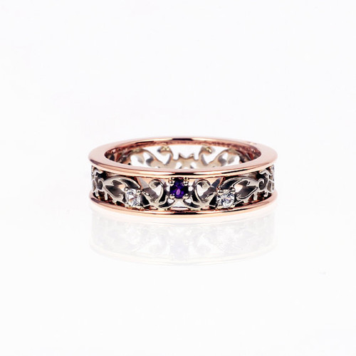 Обручальное кольцо с аметистом и бриллиантами - фото
