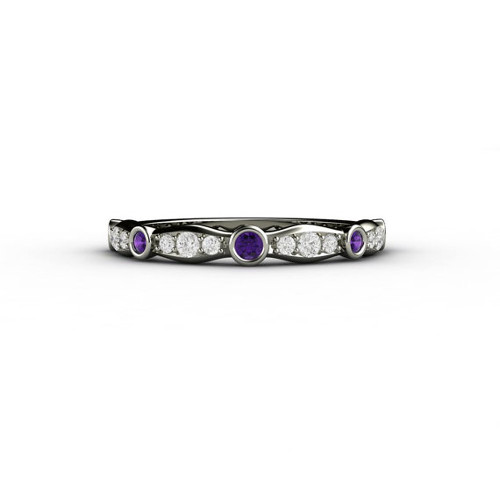 Обручальное кольцо с аметистами и бриллиантами - фото